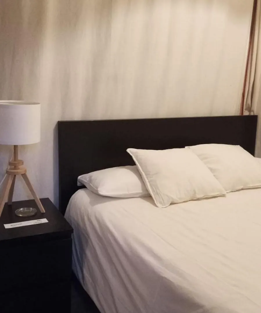 세비야 Habitacion En Casco Historico 아파트 0*,  스페인